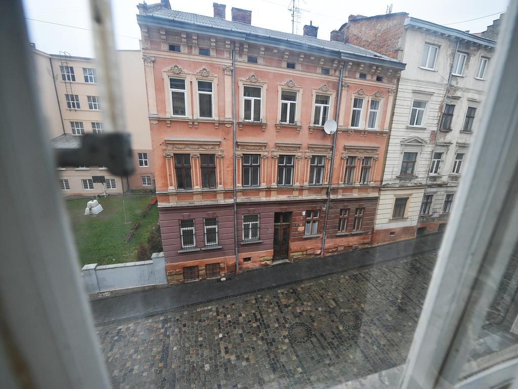 Бюджетная Квартира На Леси Украинки إلفيف المظهر الخارجي الصورة